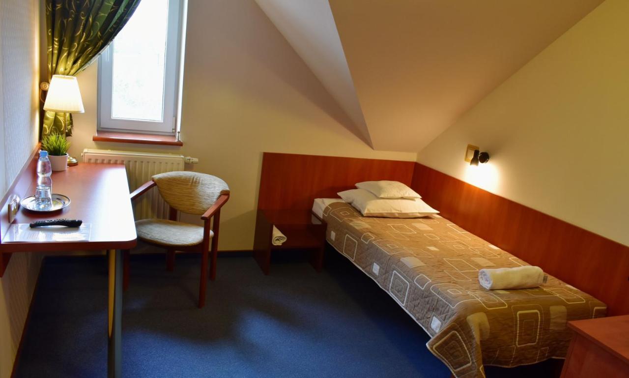 Hotel Zlote Deby Warsaw Exterior photo